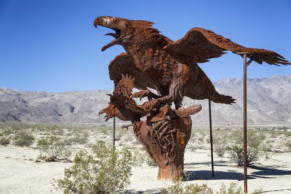 SkyArt Eagle Sculpture