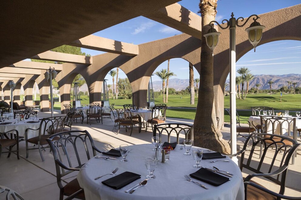 Outdoor Dining at a borrego springs restaurant