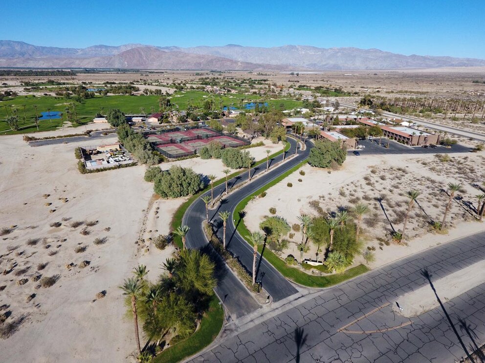 Road to Borrego Springs Resort